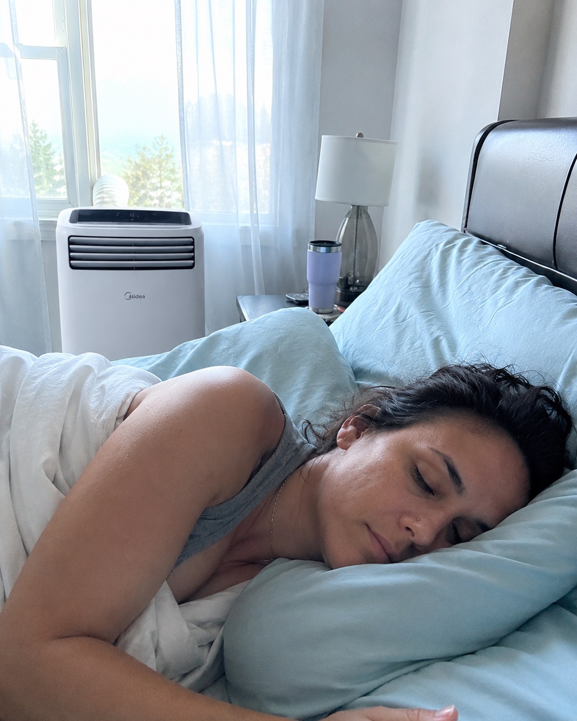 Cool bedroom, finally sleeping